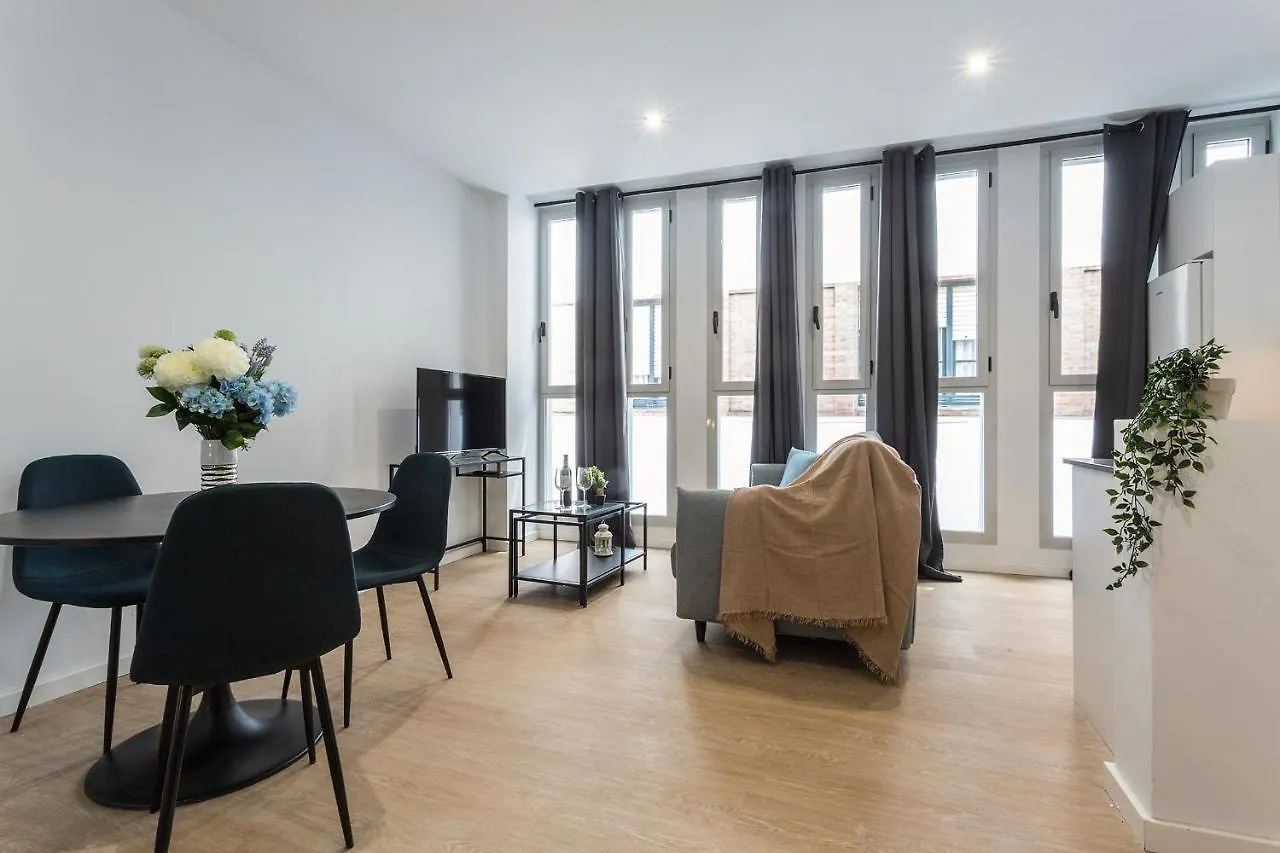 La La Suites Rianal Jerez de la Frontera 0*,  Spagna
