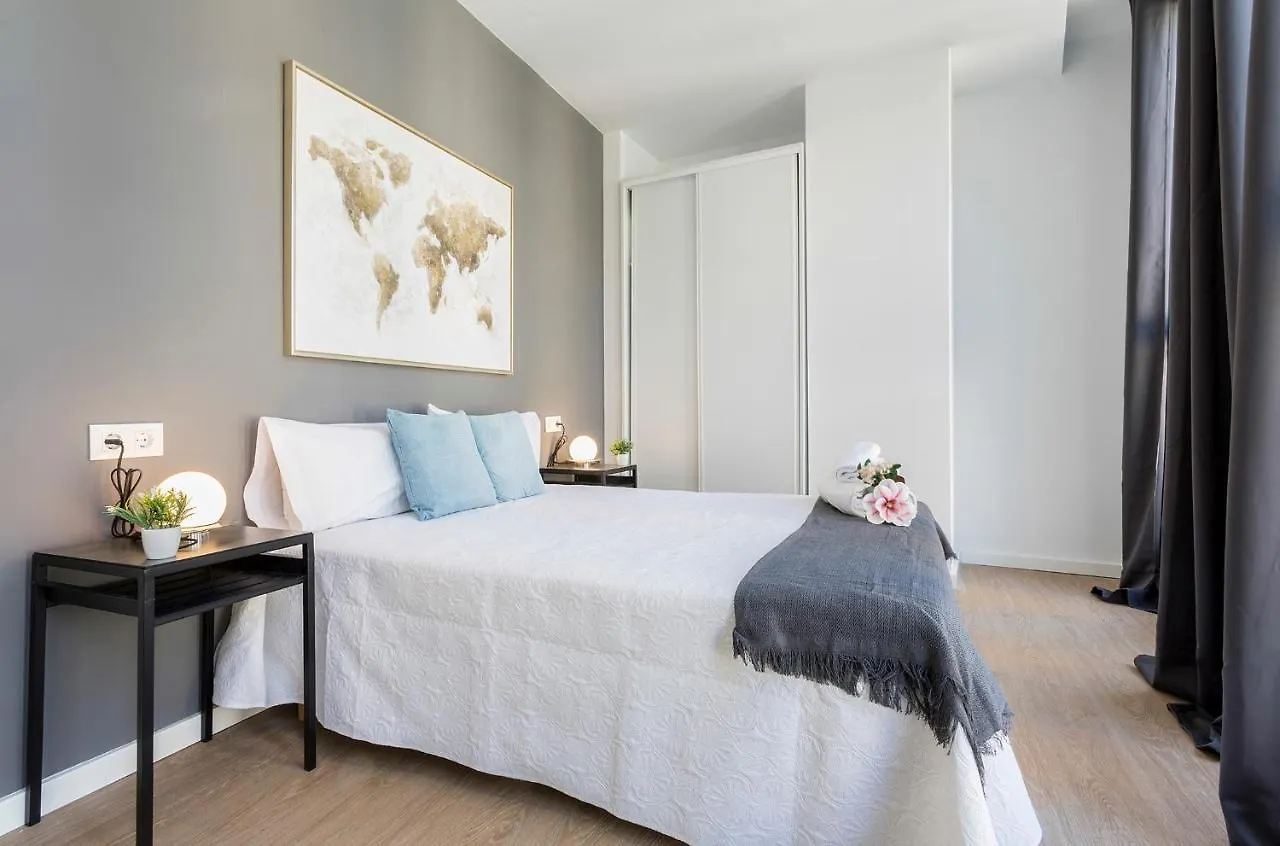 La La Suites Rianal Jerez de la Frontera 0*,  Spagna